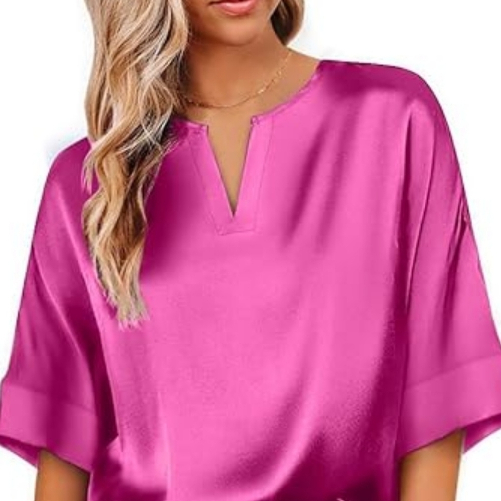 NWT Satin Top leisure 2x plus short sleeve